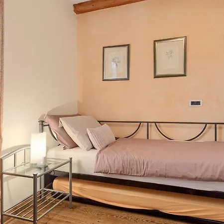 Simone Casa de Férias